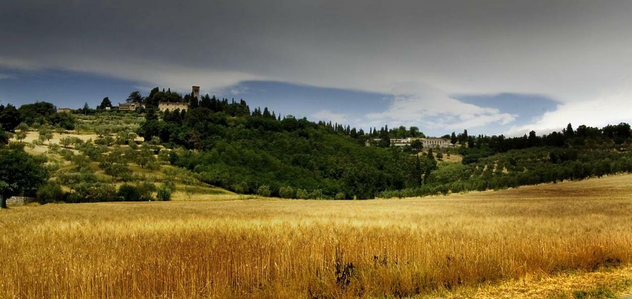 Borgo Della Rocca Bed & Breakfast Montemurlo Exterior photo