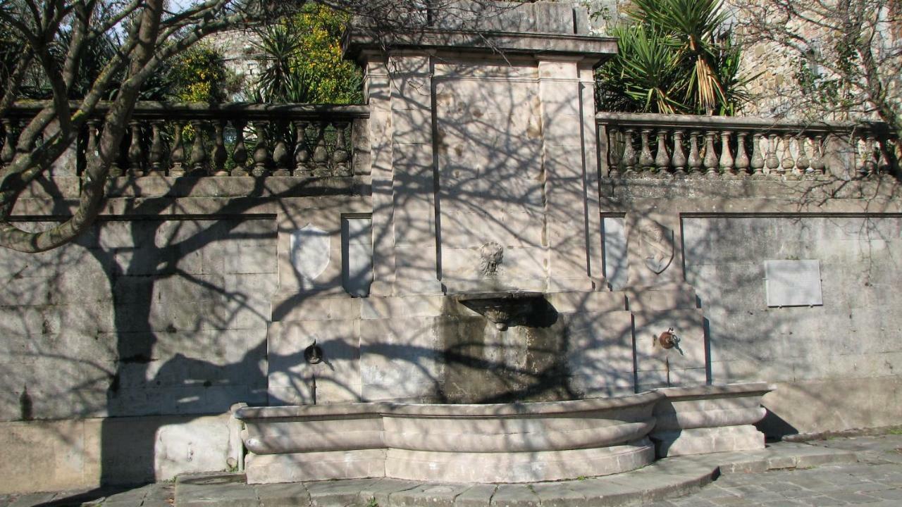 Borgo Della Rocca Bed & Breakfast Montemurlo Exterior photo